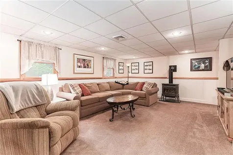 180 Mesa Drive North Kingstown RI 02852