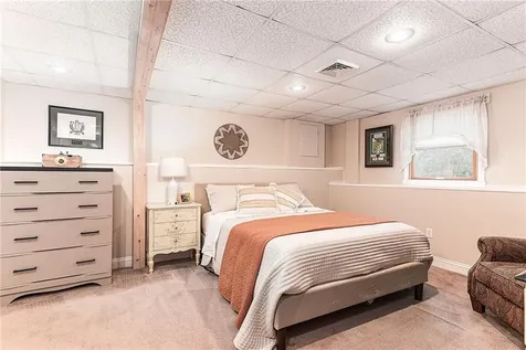 180 Mesa Drive North Kingstown RI 02852