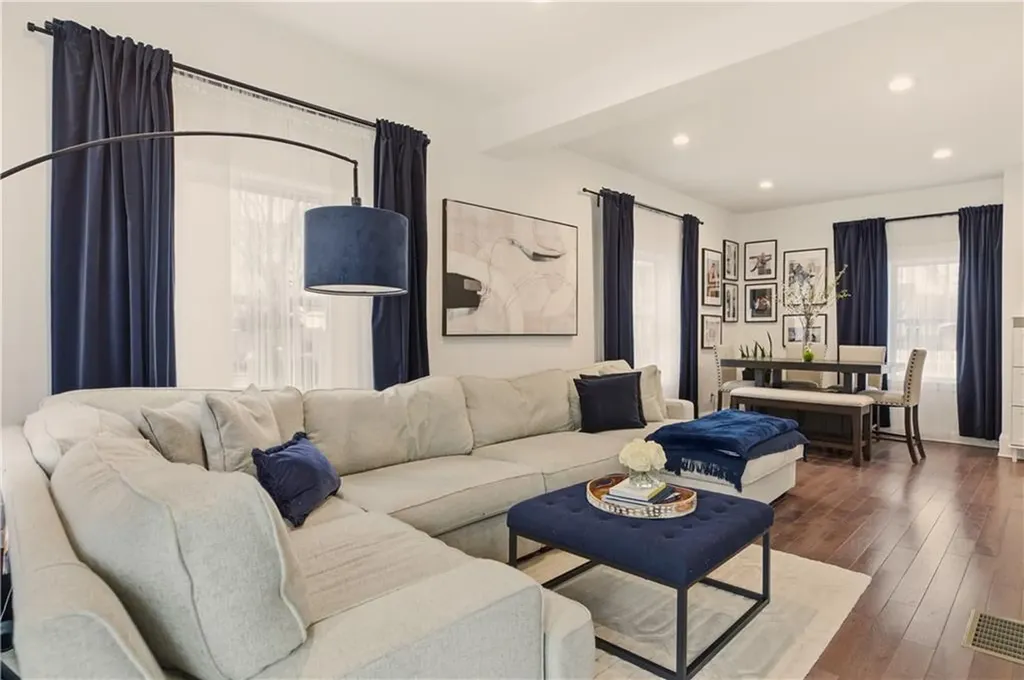 269 Bellman Avenue Warwick RI 02889