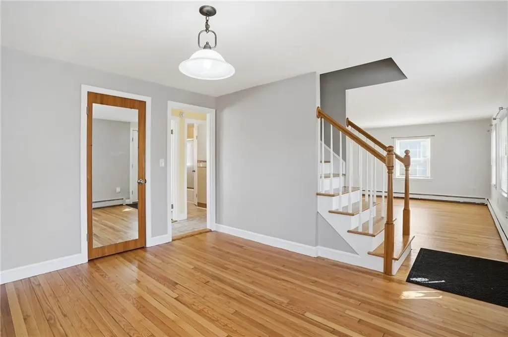 108 Hilton Avenue East Providence RI 02915