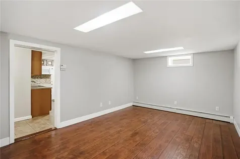 108 Hilton Avenue East Providence RI 02915