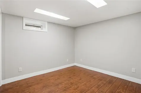 108 Hilton Avenue East Providence RI 02915