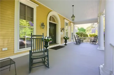 249 Hope Street Bristol RI 02809