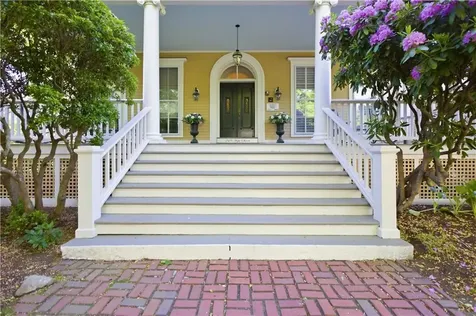 249 Hope Street Bristol RI 02809