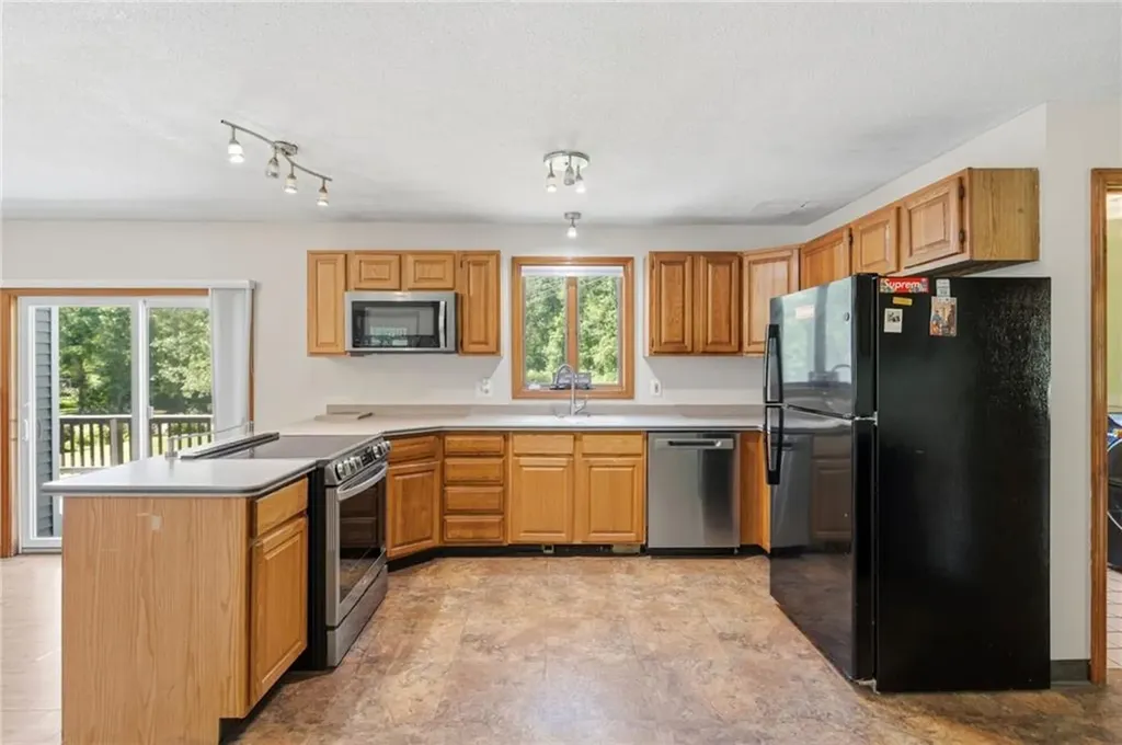655 Saugatucket Road South Kingstown RI 02879