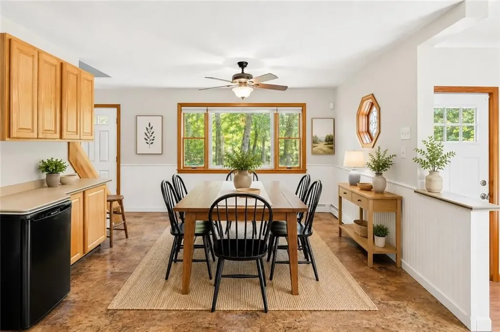 655 Saugatucket Road South Kingstown RI 02879