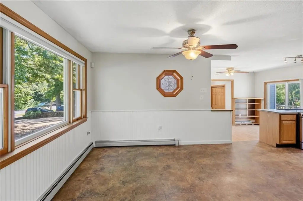655 Saugatucket Road South Kingstown RI 02879