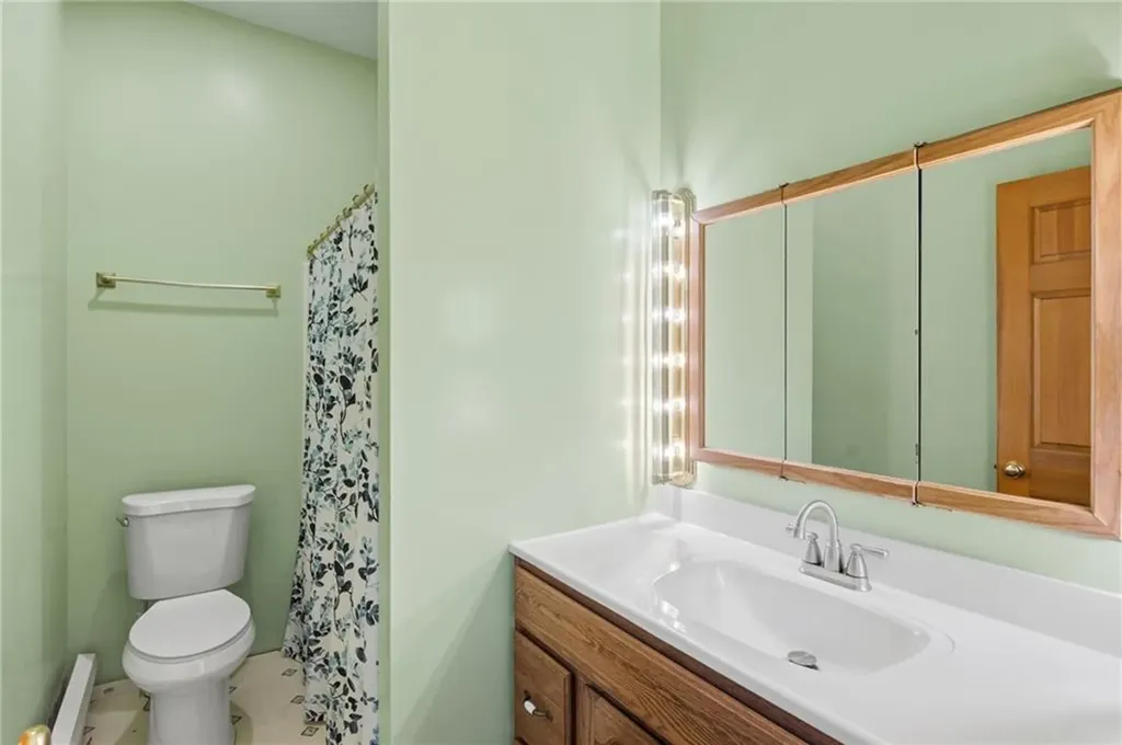 655 Saugatucket Road South Kingstown RI 02879