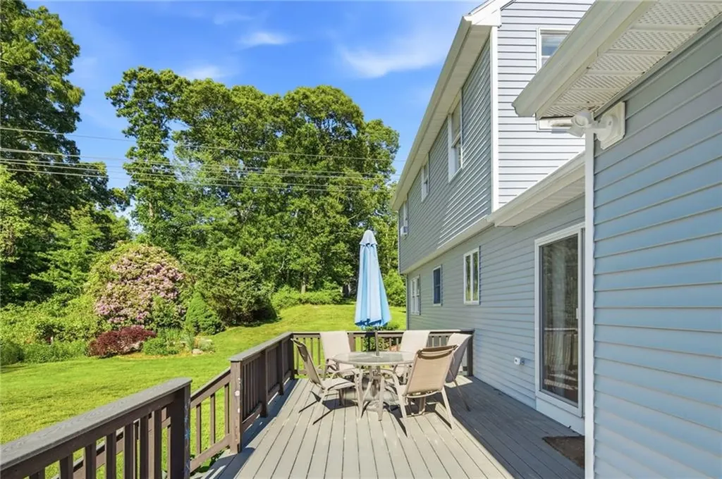 655 Saugatucket Road South Kingstown RI 02879
