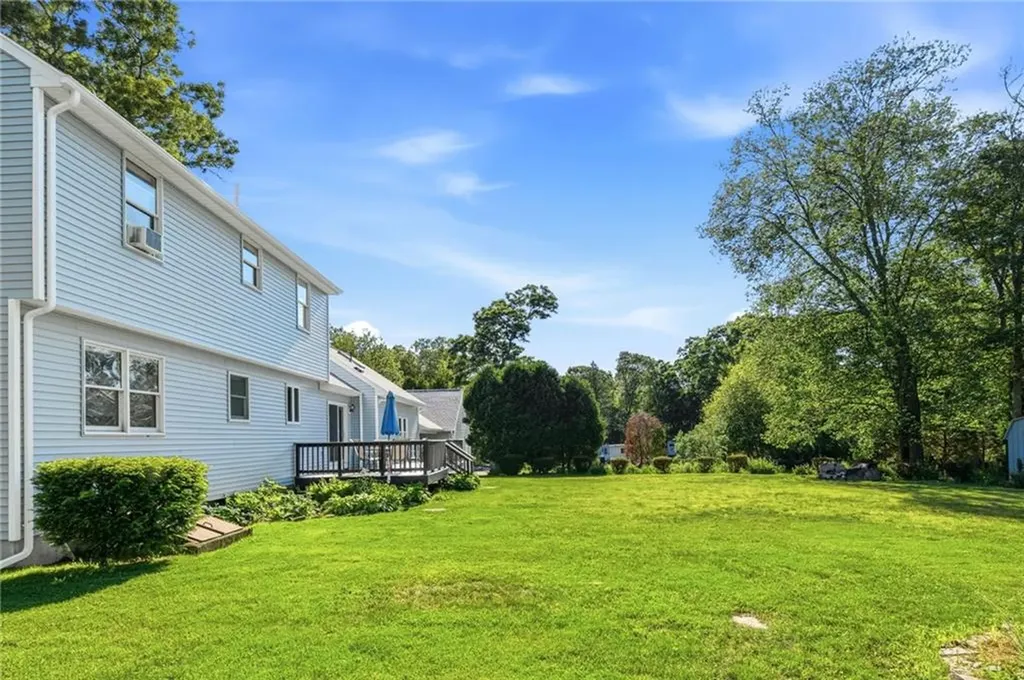 655 Saugatucket Road South Kingstown RI 02879
