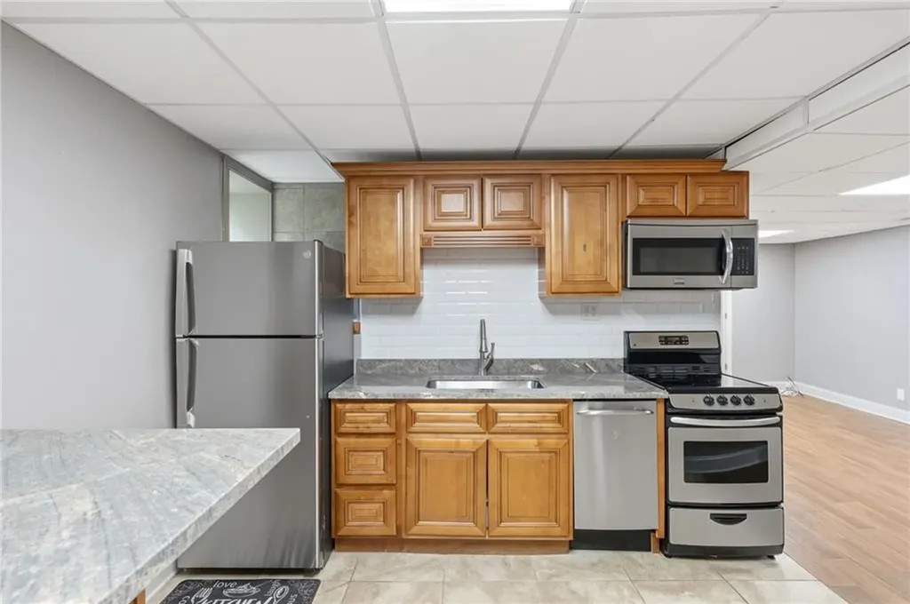 1310 Douglas Avenue North Providence RI 02904