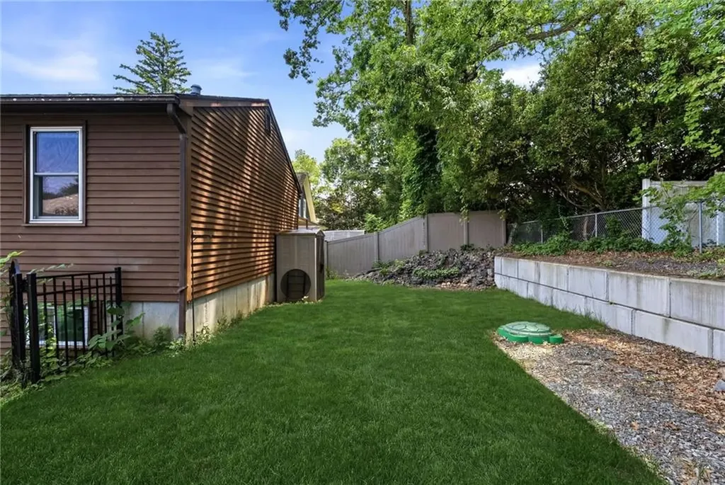 1310 Douglas Avenue North Providence RI 02904