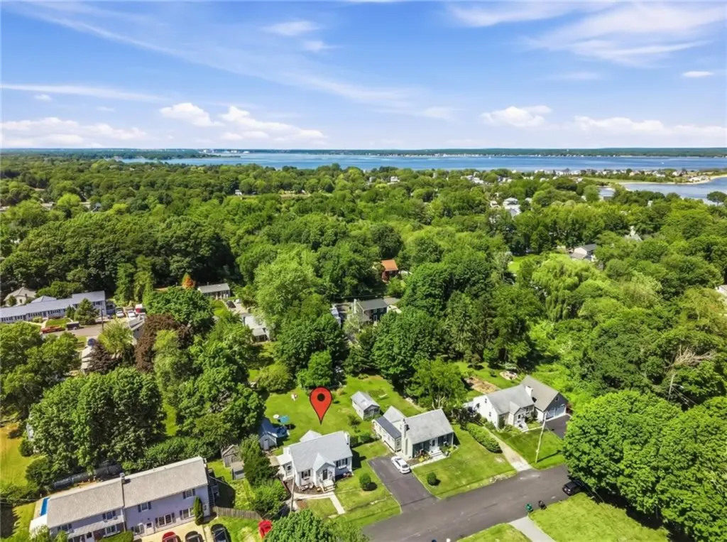 169 Cady Avenue Warwick RI 02889