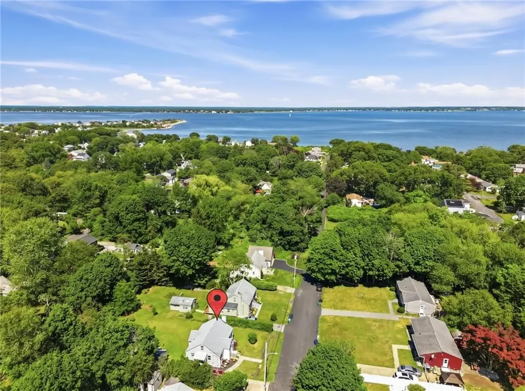 169 Cady Avenue Warwick RI 02889