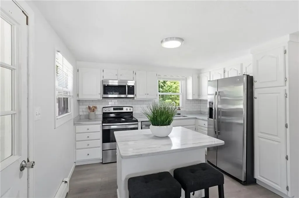 169 Cady Avenue Warwick RI 02889
