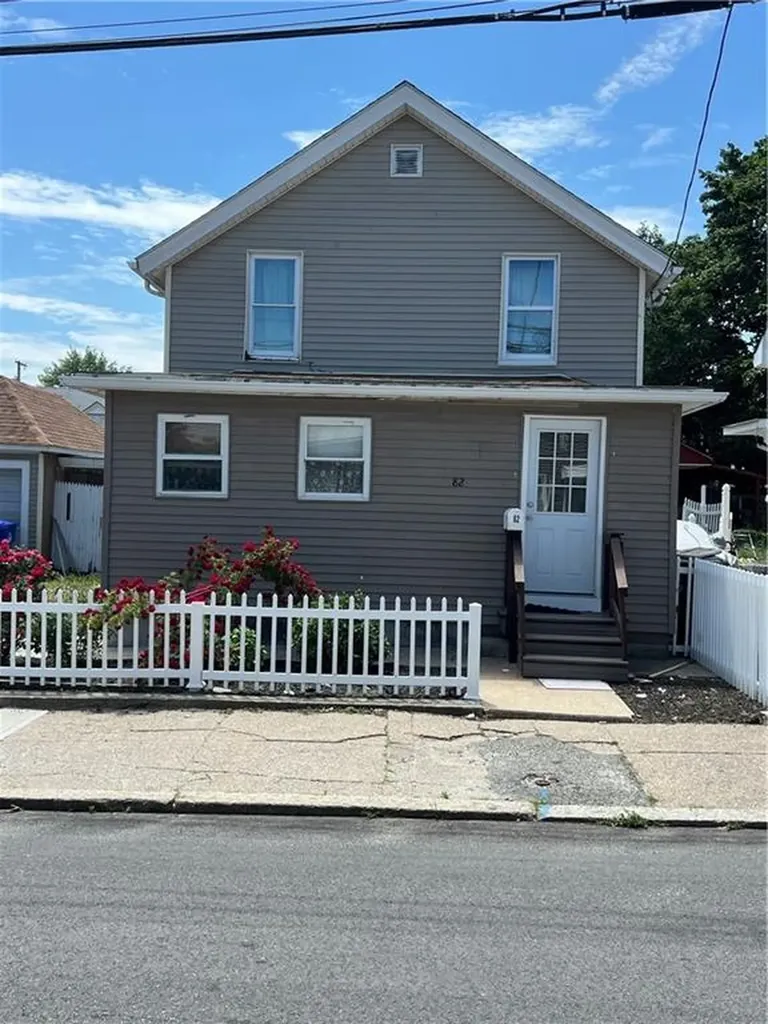 82 Perry Street Central Falls RI 02863