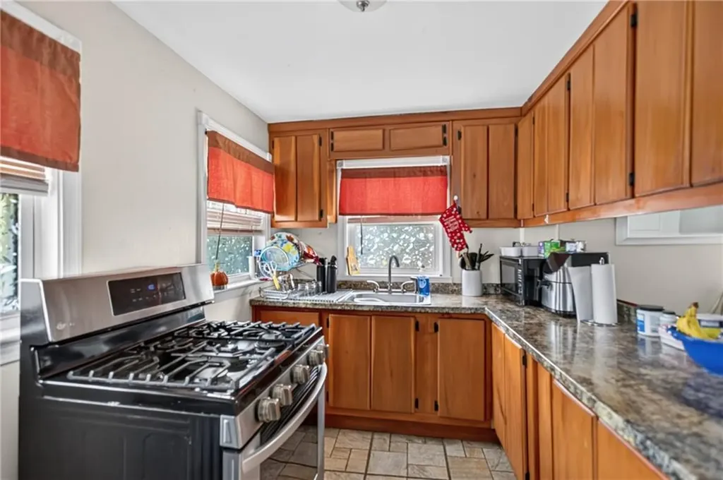 82 Perry Street Central Falls RI 02863