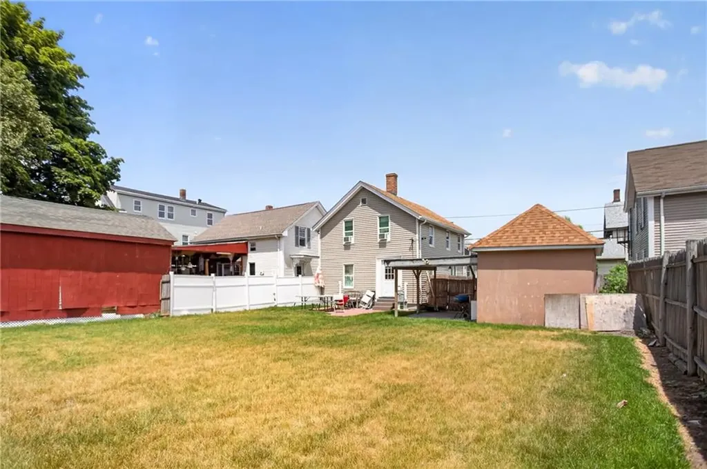 82 Perry Street Central Falls RI 02863
