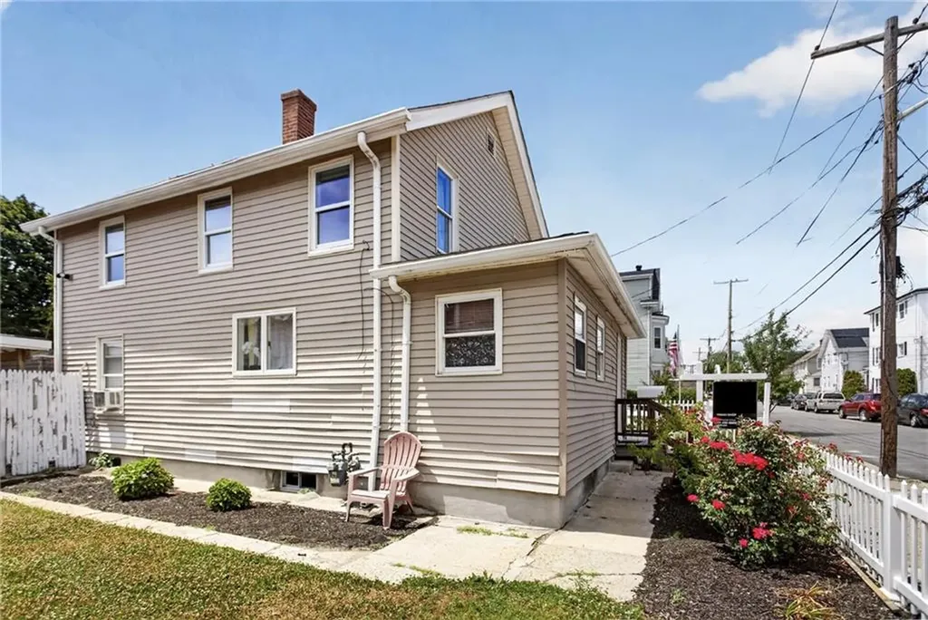 82 Perry Street Central Falls RI 02863