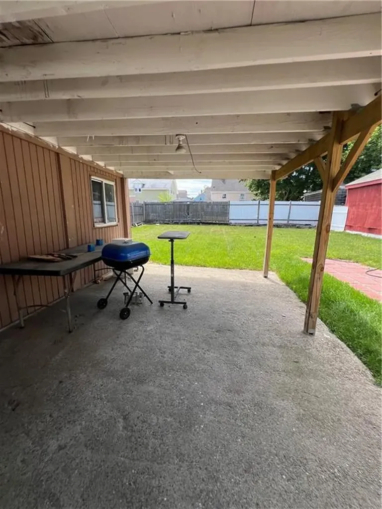 82 Perry Street Central Falls RI 02863