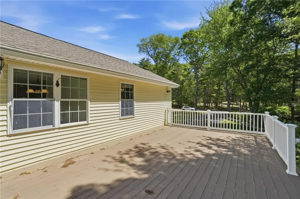 71 Rolling Hill Drive Exeter RI 02822