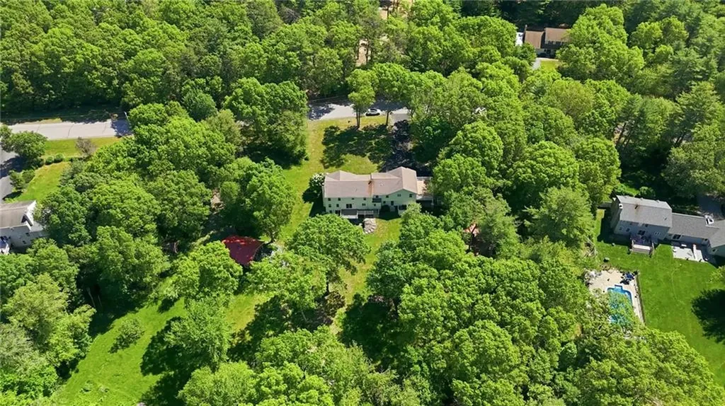 71 Rolling Hill Drive Exeter RI 02822