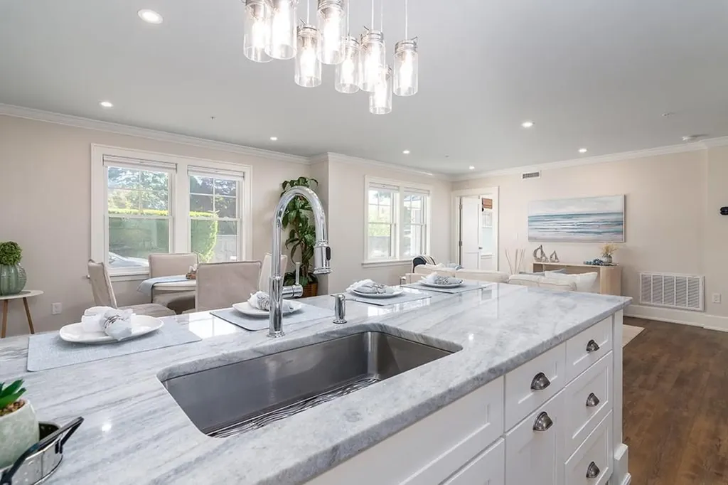 20 East Bowery Street Newport RI 02840