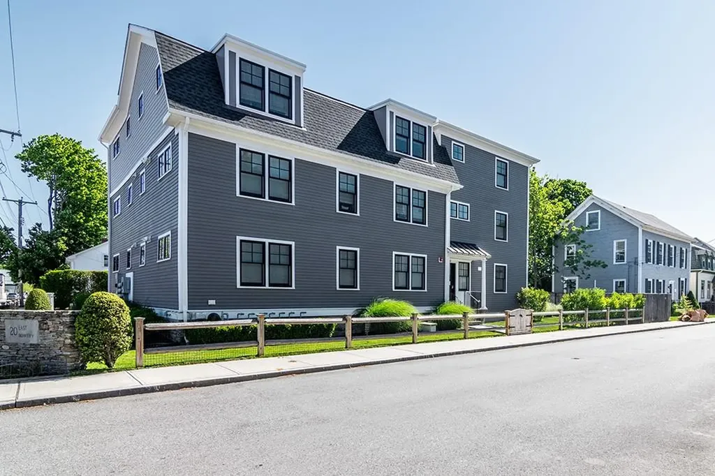 20 East Bowery Street Newport RI 02840