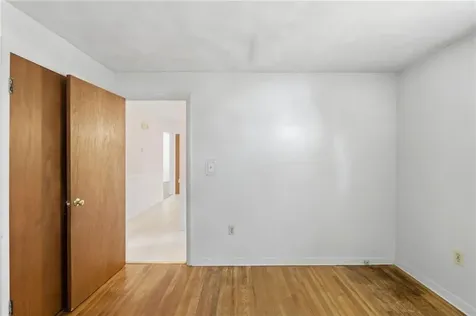 5 Lee Drive Warren RI 02885