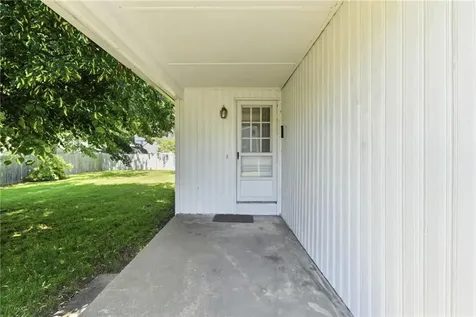 5 Lee Drive Warren RI 02885