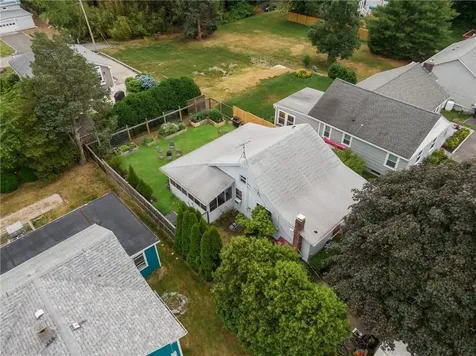 65 King Phillip Street Portsmouth RI 02871