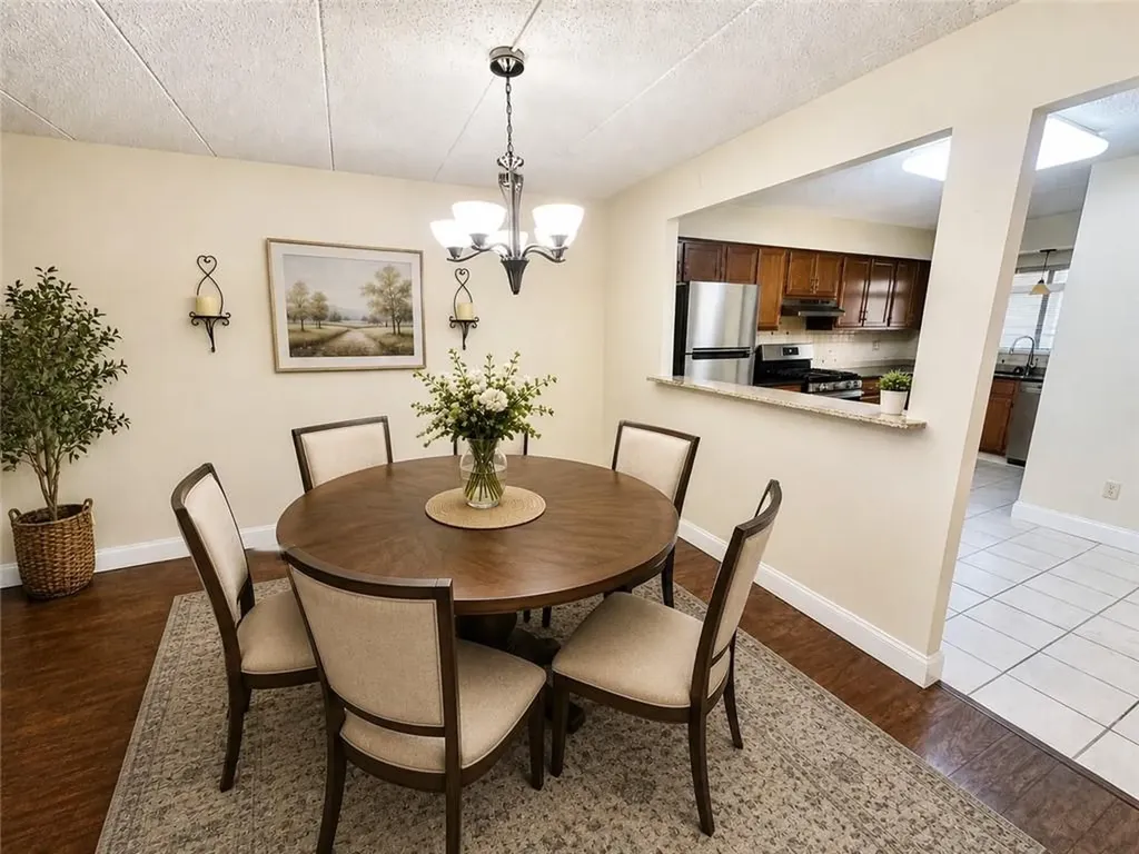 175 Hoffman Avenue Cranston RI 02920