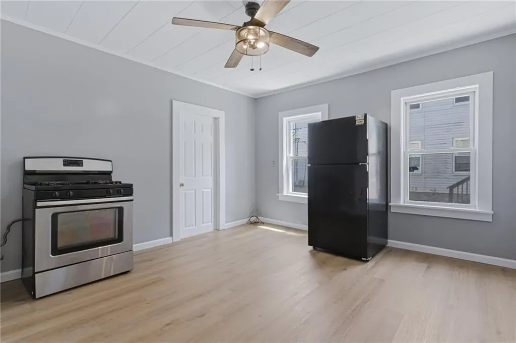 428 9th Avenue Woonsocket RI 02895