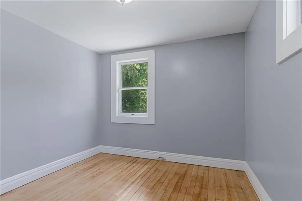 428 9th Avenue Woonsocket RI 02895