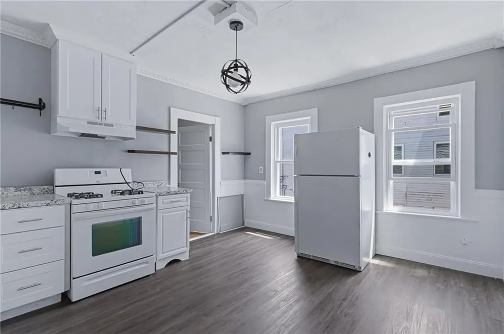 428 9th Avenue Woonsocket RI 02895
