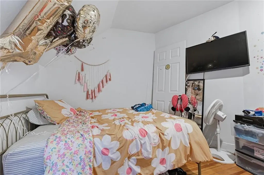 428 9th Avenue Woonsocket RI 02895