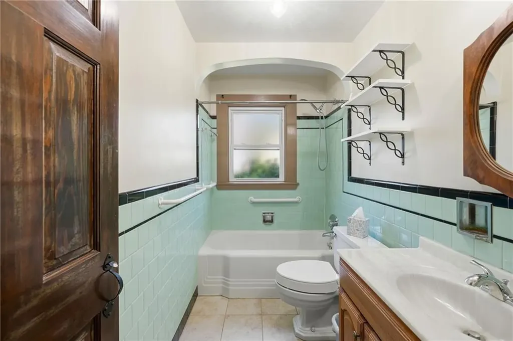 257 Union Avenue Burrillville RI 02859