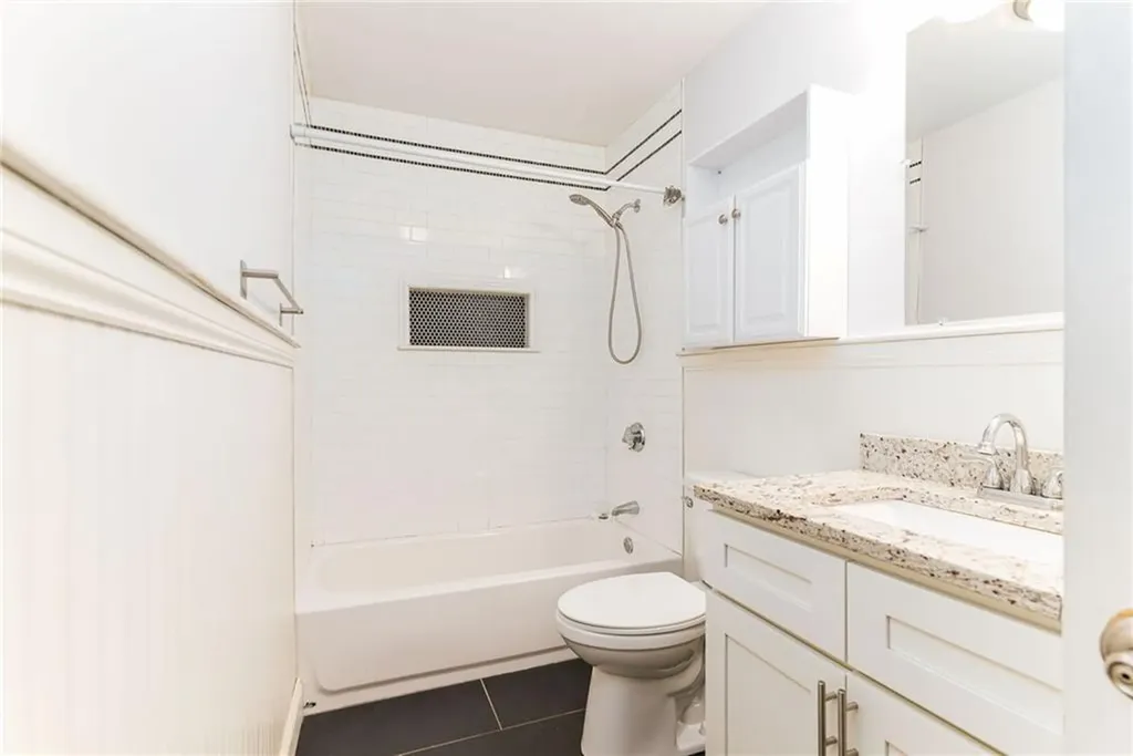169 Courtland Street Providence RI 02909