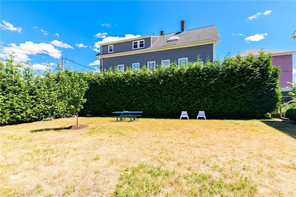 169 Courtland Street Providence RI 02909