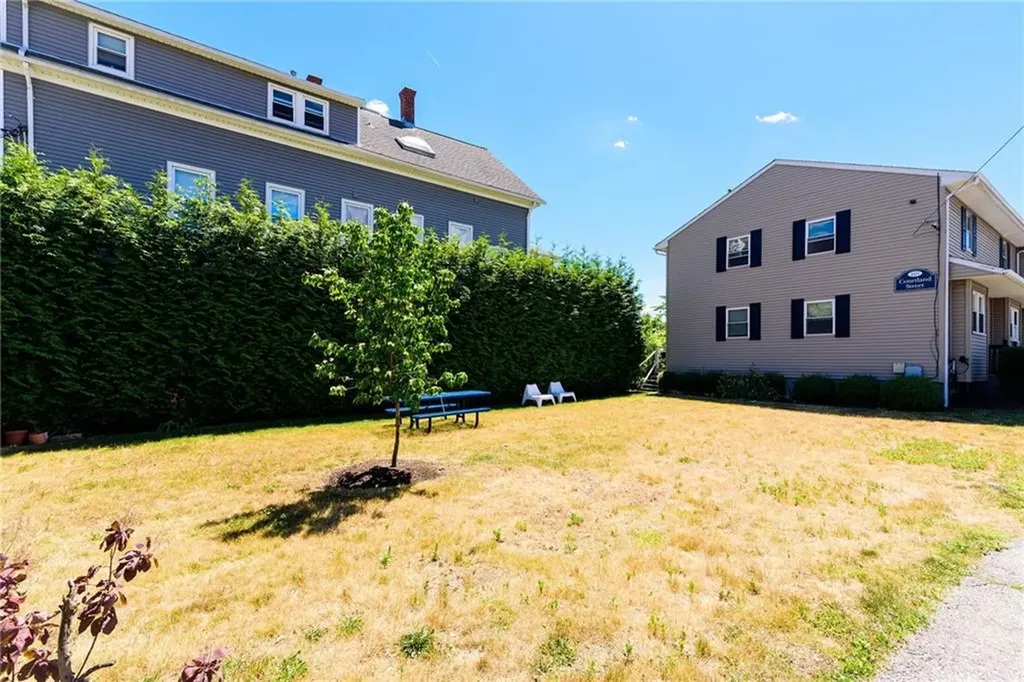 169 Courtland Street Providence RI 02909