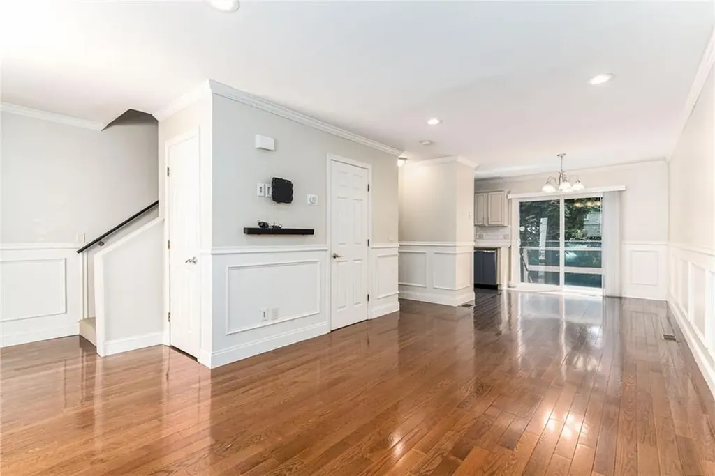 169 Courtland Street Providence RI 02909