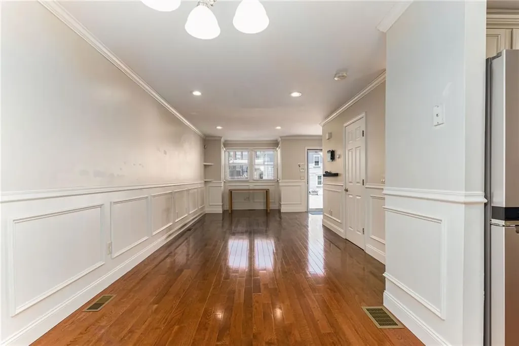 169 Courtland Street Providence RI 02909