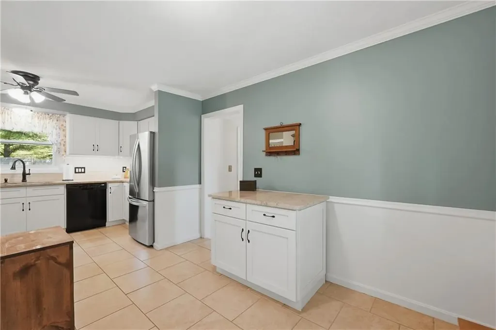 470 East Avenue Burrillville RI 02830