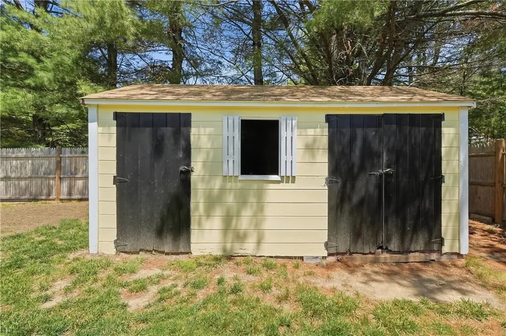 470 East Avenue Burrillville RI 02830