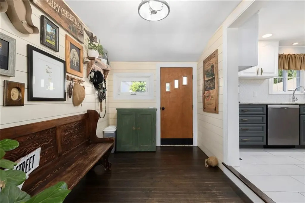 247 Whitford Avenue Providence RI 02908