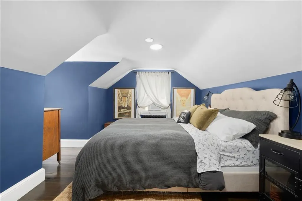 247 Whitford Avenue Providence RI 02908