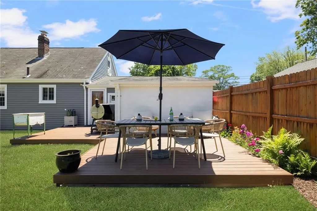 247 Whitford Avenue Providence RI 02908