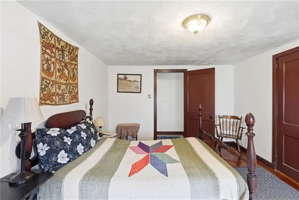 53 Netherlands Avenue Cranston RI 02905