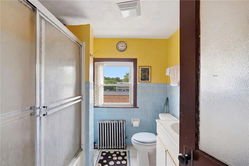 53 Netherlands Avenue Cranston RI 02905