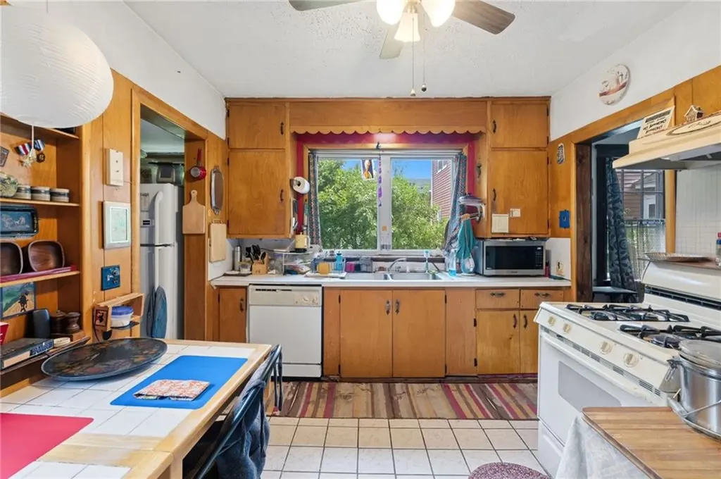 53 Netherlands Avenue Cranston RI 02905